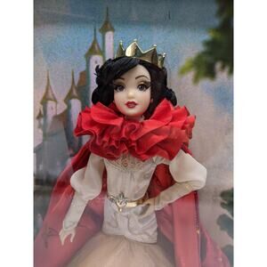 Disney - Snow White Limited Edition Doll – Disney Designer Collection